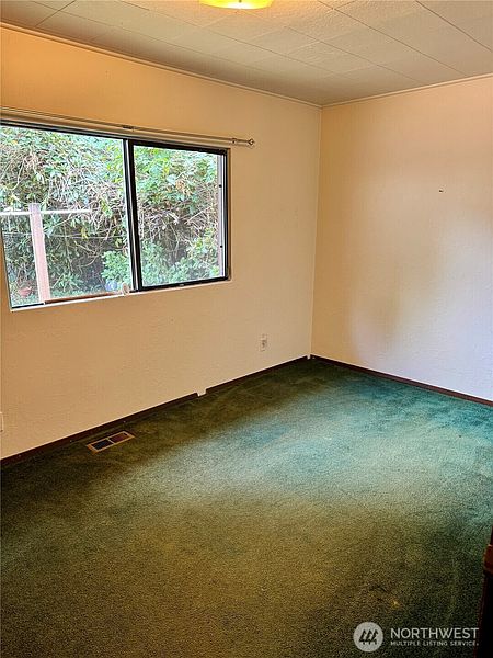 5th image of 18610 196th Avenue SE