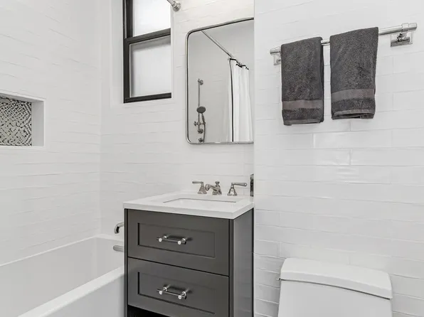 24 West 69th Street image 16 of 17