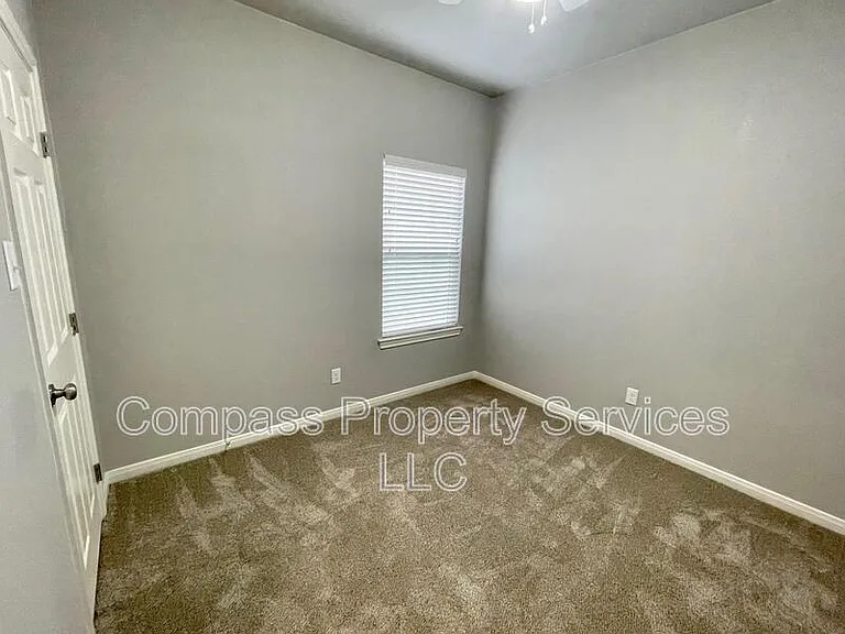 706 S Main St #706 S MAIN — Photo 13