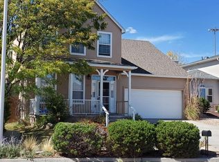 1923 Mendius Ln, Los Alamos, NM 87544