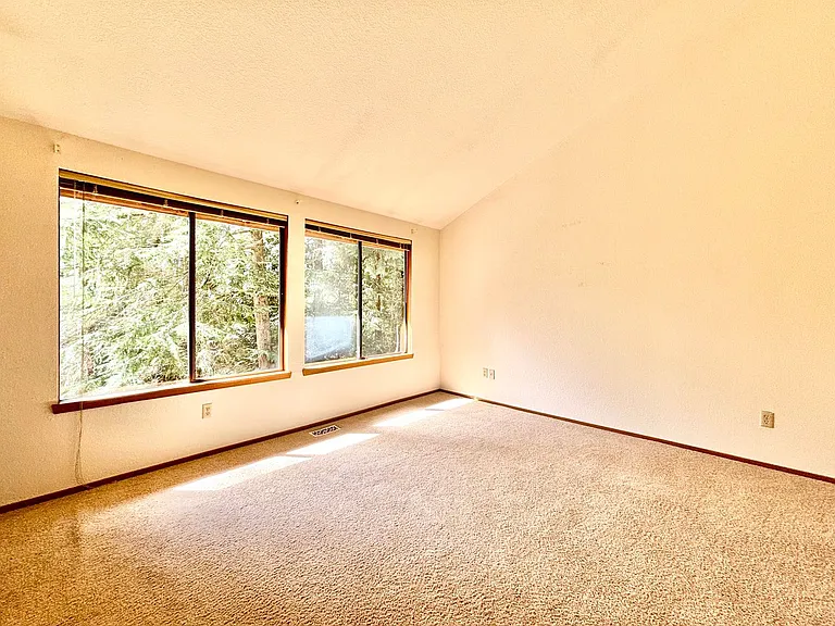 24119 SE 18th Pl — Photo 19