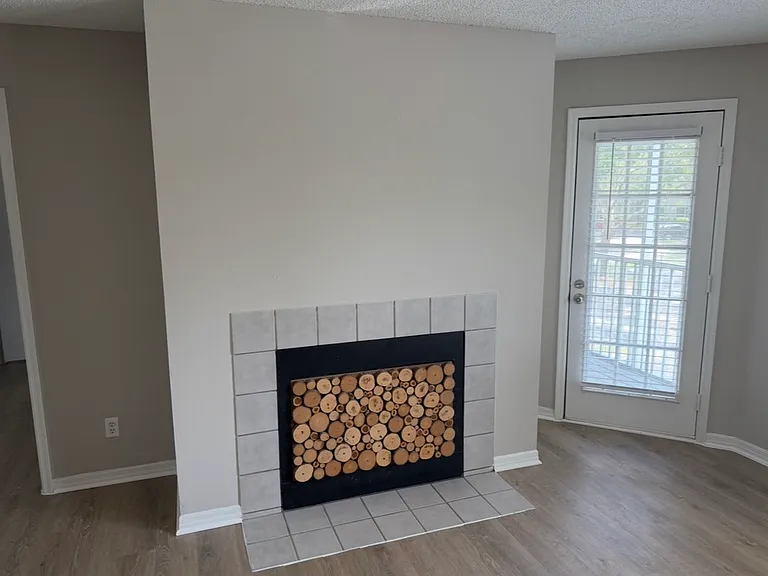 5986 Westgate Dr #202 — Photo 8