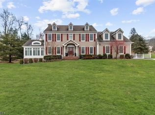 134 Old Turnpike Rd, Long Valley, NJ 07853