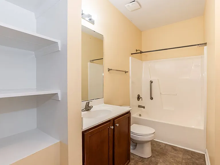 3033 Poole Rd #100 — Photo 14