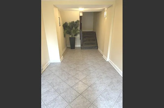 2 bed, 1200 sqft, $1,800 — Photo 2