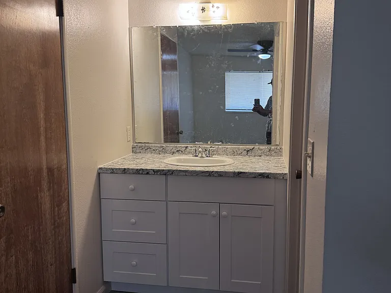 1138 Forestwood Dr — Photo 10