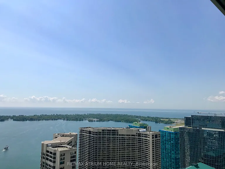 33 Bay St #4905 — Photo 15