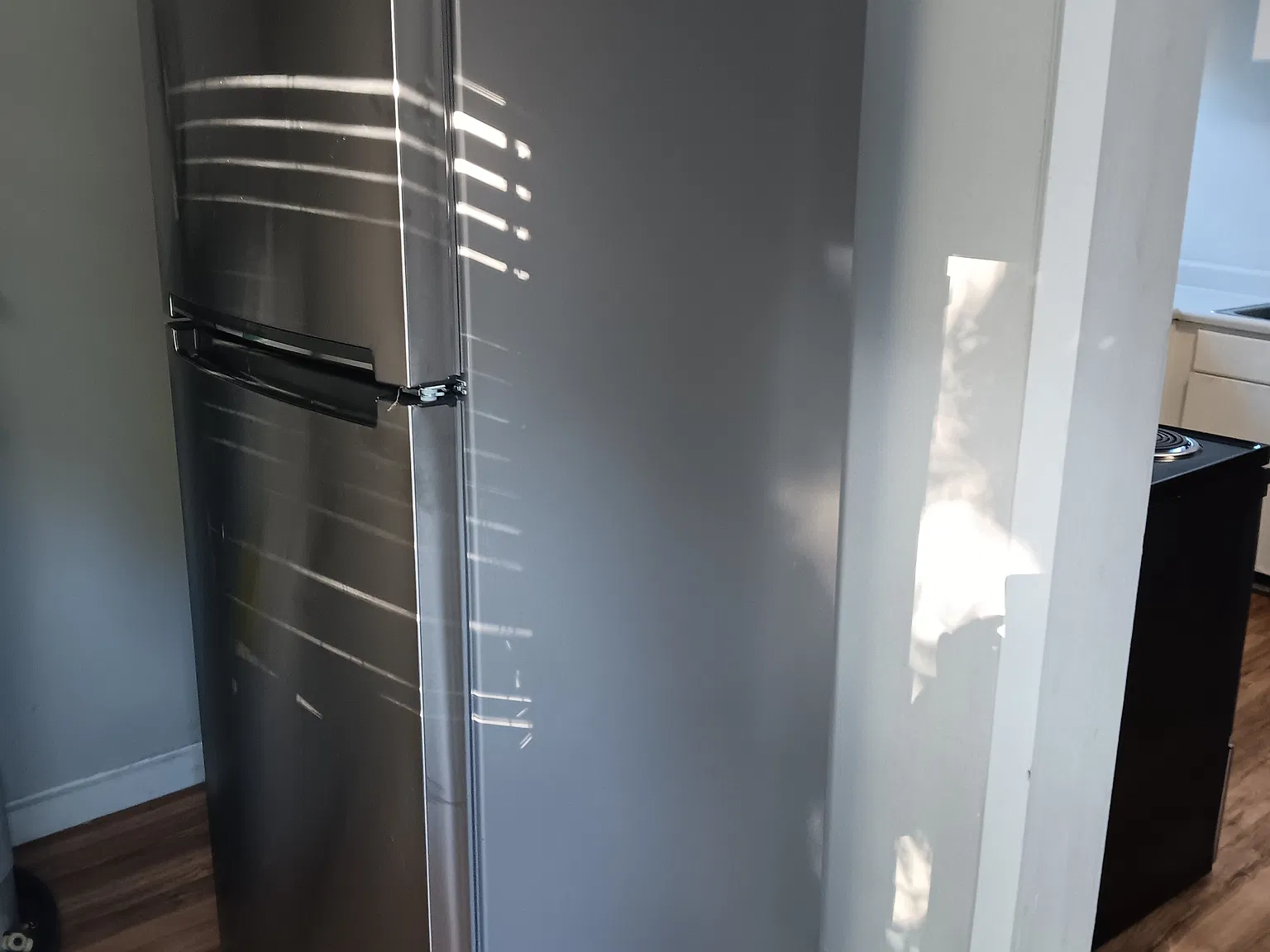 1 bed, 800 sqft, $1,000 — Photo 3