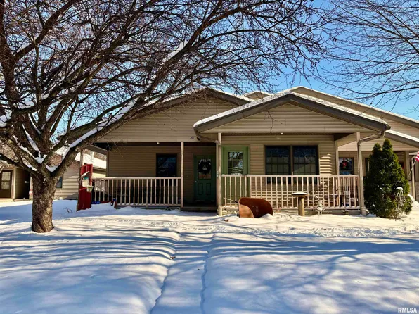 365 S Main St, Canton, IL 61520