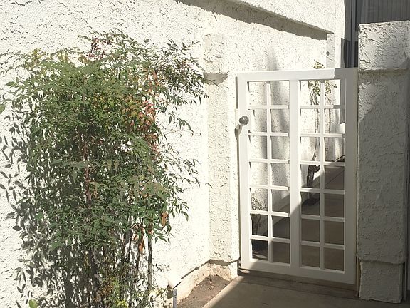 2nd image of 1403 Calle Lozano