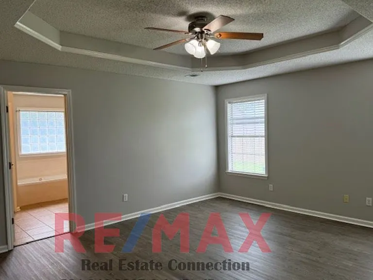 29 Applewood Dr — Photo 11