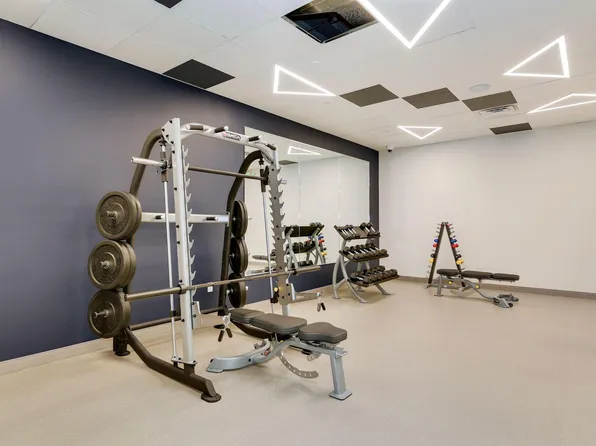 333 Washington Street image 9 of 16