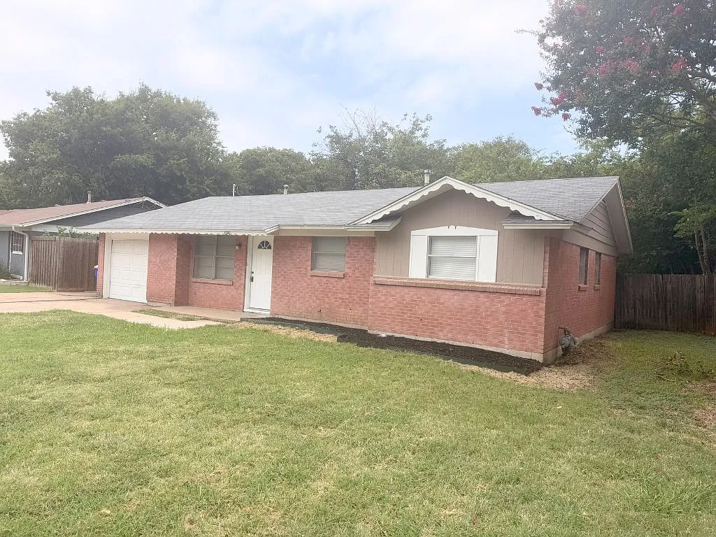 6541 Avalon Drive, Watauga, TX 76148 — Photo 2