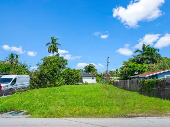 1453 NE 117th St, Miami, FL 33161