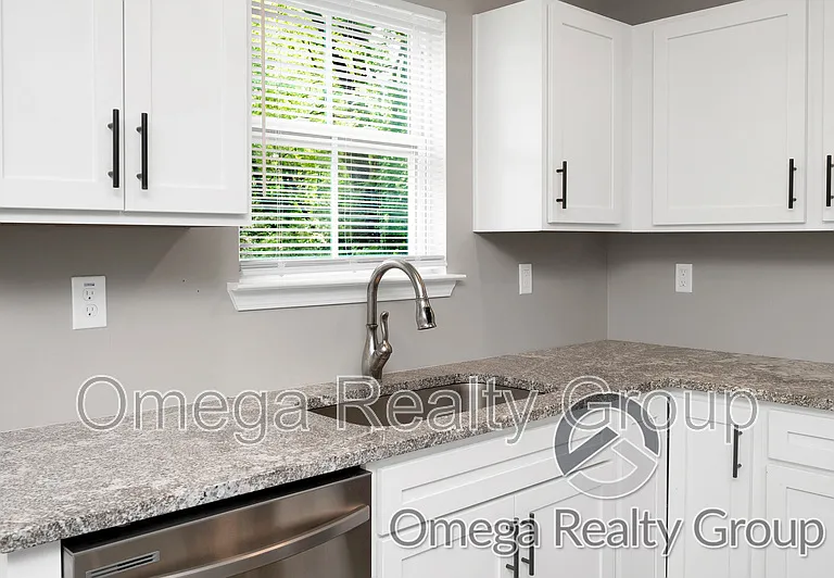 1210 Hueytown Rd — Photo 15