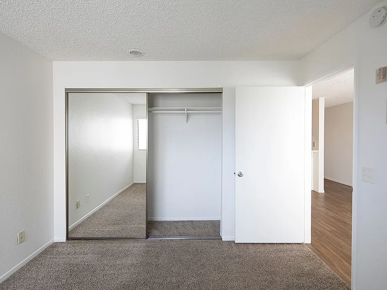 Villa Temecula Apartments — Photo 6