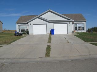 2108 Thompson Dr, Junction City, KS 66441