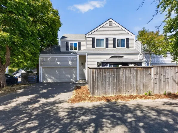 956 Kingwood Street, Santa Rosa, CA 95401