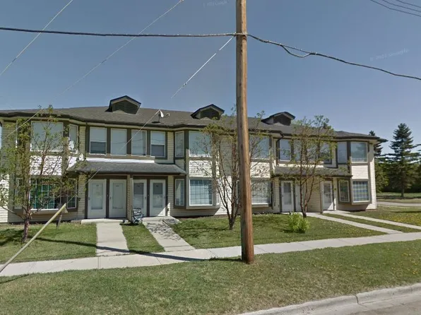 615 3rd St #103, Strathmore, AB T1P 1B6