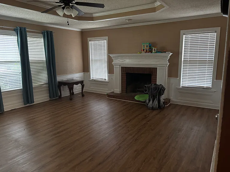 1503 Mossline Dr — Photo 4