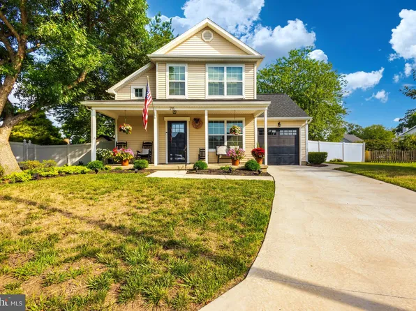 26 Fox Ln, Swedesboro, NJ 08085