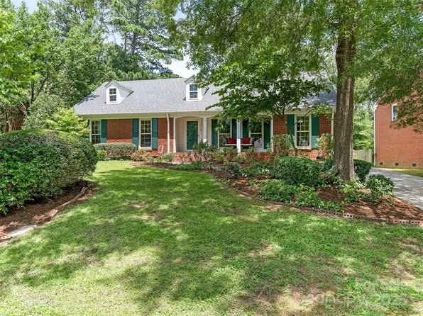 7118 Powder Mill Pl, Charlotte, NC 28277