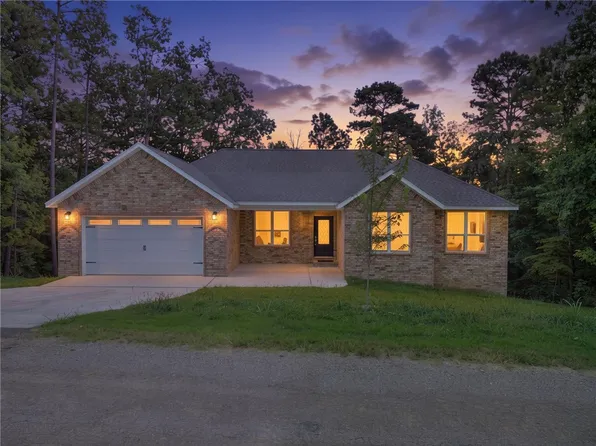 27 Brierfield Ln, Bella Vista, AR 72714