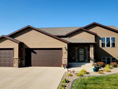 3009 14th Ave SE, Mandan, ND, 58554