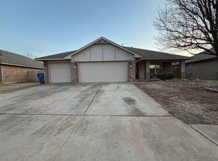 2180 Melody Dr, Edmond, OK 73012