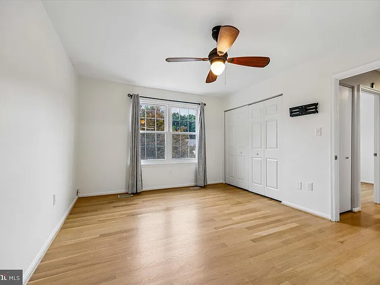 10417 Carlyn Ridge Rd — Photo 12