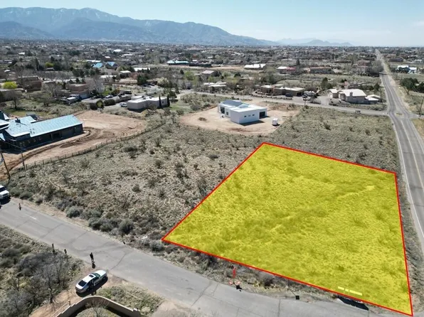 Oakland Ave NE, Albuquerque, NM 87122