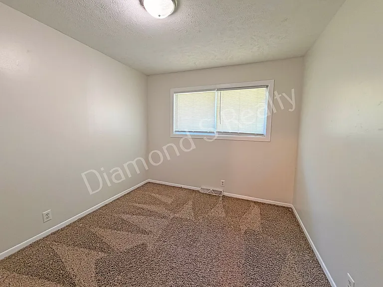2930 E Lolo Trl — Photo 12