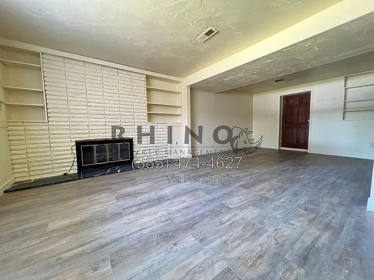 778 E Enchanted Dr — Photo 9