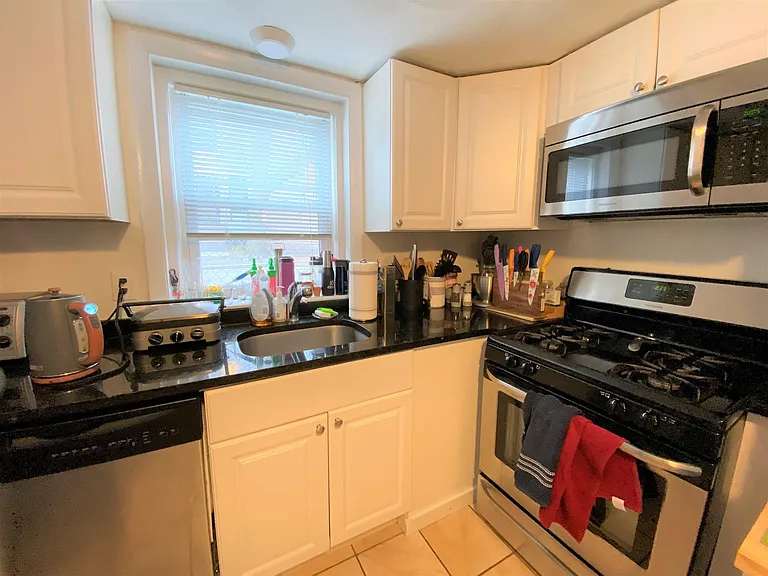 44.5 Lincoln St — Photo 8