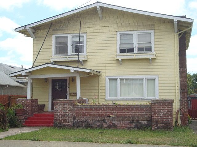 1st image of 825 Juana Ave
