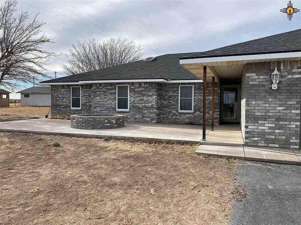 1st image of 3807 Manor Cir
