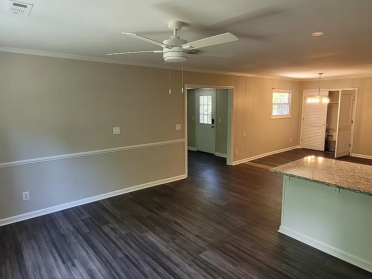 3712 Atlas St — Photo 7