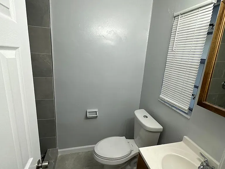 4020 Canal St — Photo 13