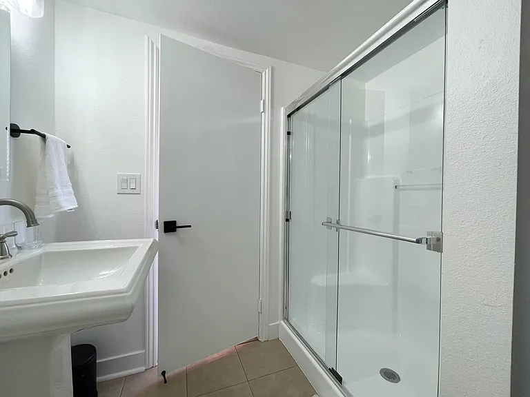 1155 Paularino Ave #4 — Photo 16