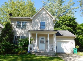 60 Kane St, Buffalo, NY 14204