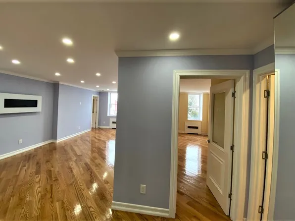 3395 Nostrand Avenue image 1 of 16