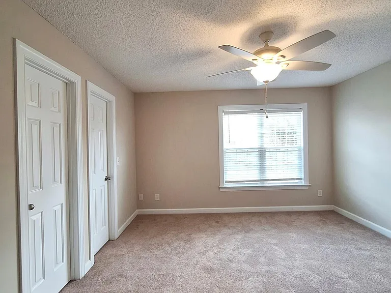 1205 Price Dr #B — Photo 12