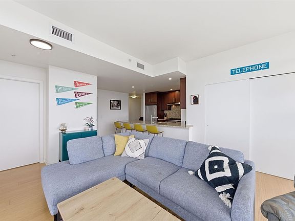 5th image of 379 Tyee Rd #803