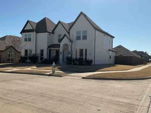 410 Harvest Grove Dr, Waxahachie, TX 75165