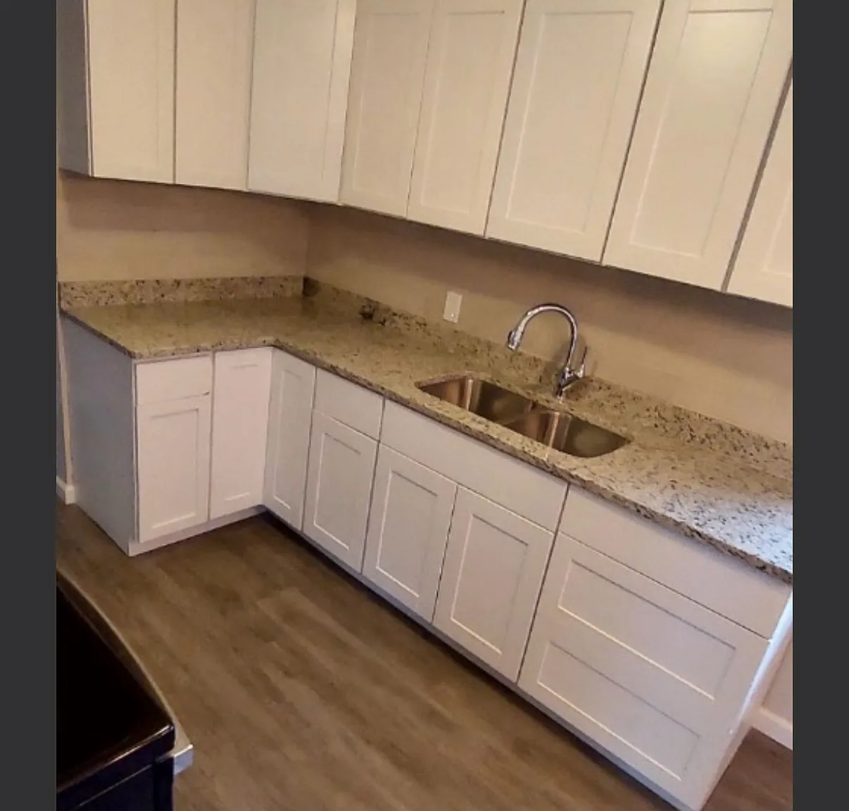3 bed, 1.5 bath, 1400 sqft, $1,750 — Photo 1