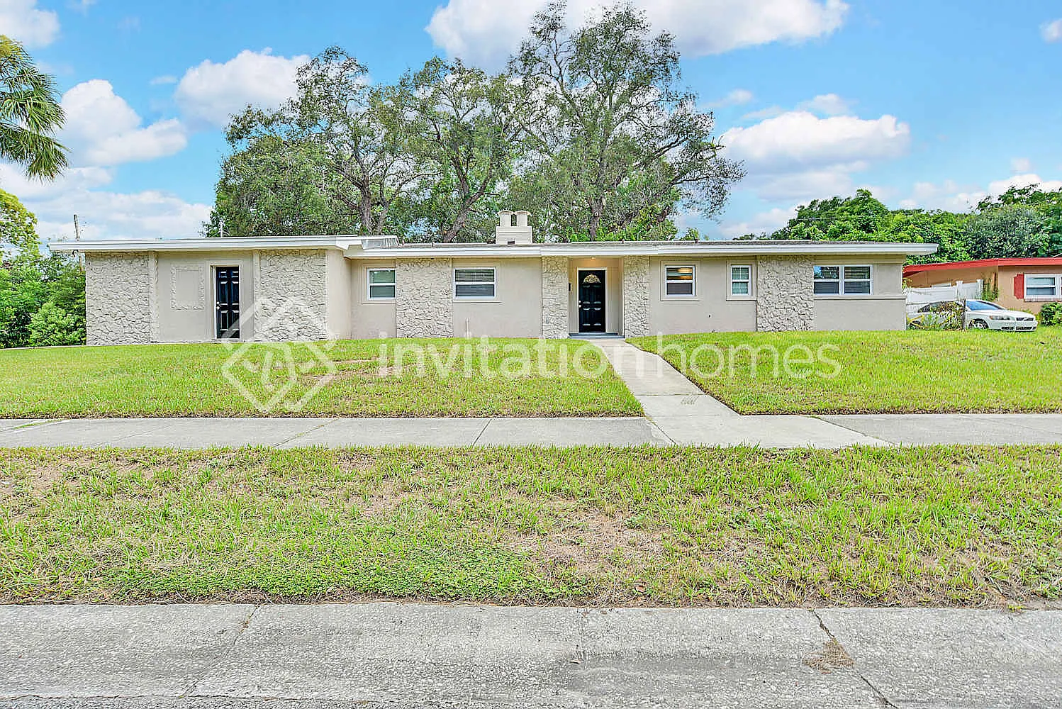 3420 Portersfield Rd Orlando, FL 32808 — Photo 1