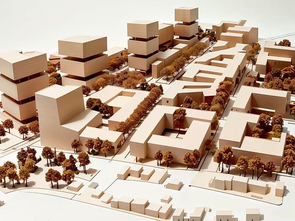 2nd image of 2021 Marine Way