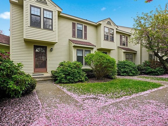 3rd image of 52 Apache Way Unit 52