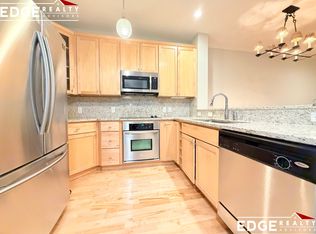 59 Walpole St UNIT 215, Canton, MA 02021