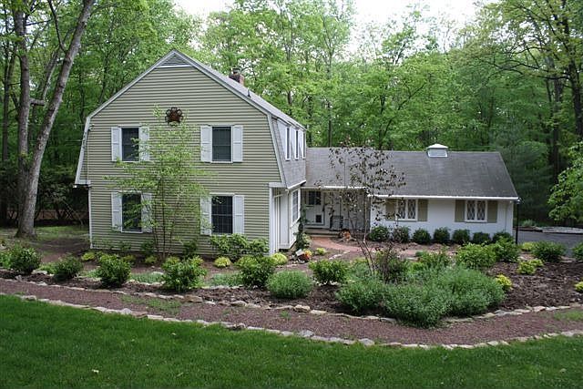 PERFECTLY MANICURED GROUNDS